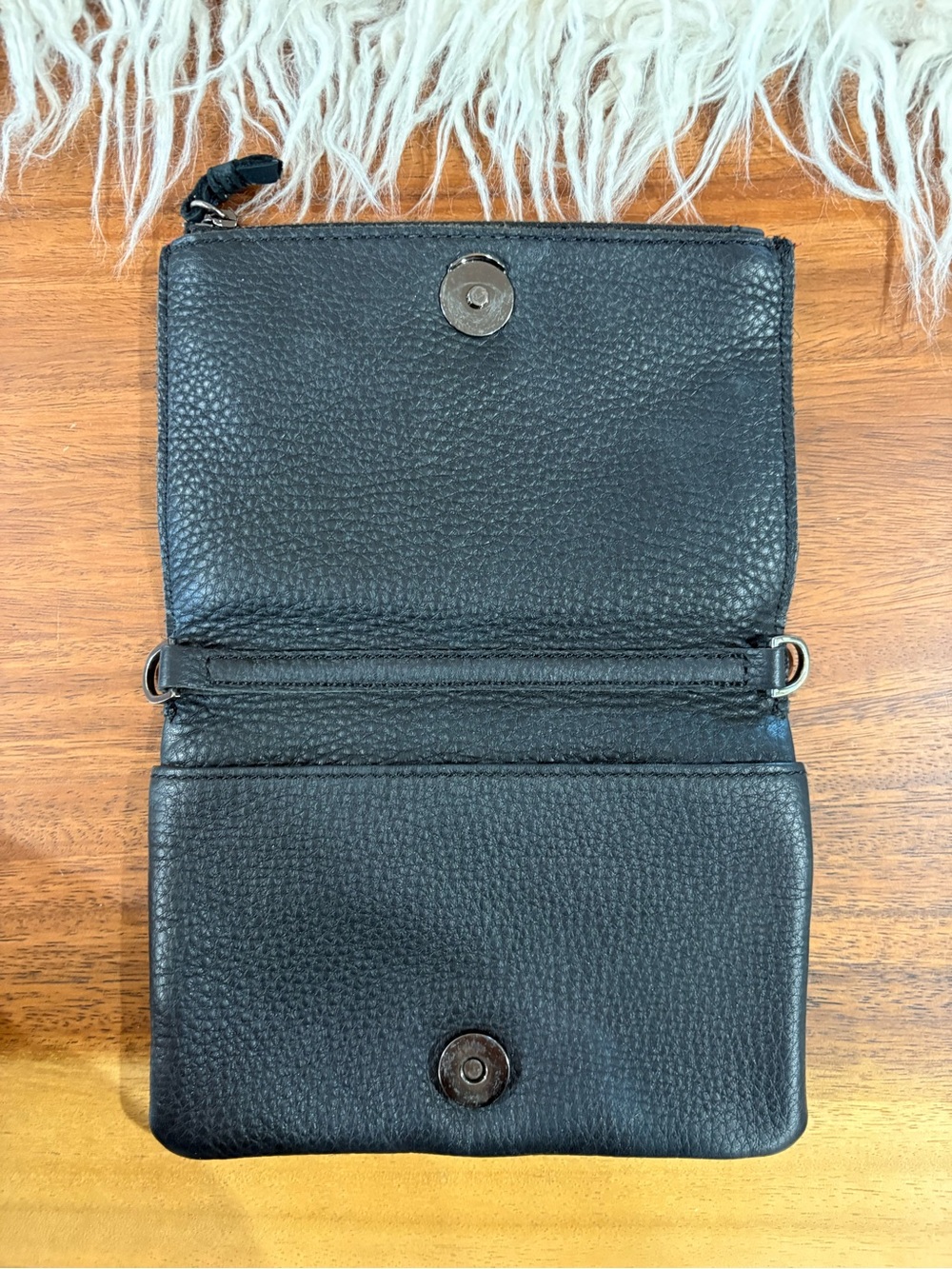 Rare Hammitt Leather & Star Crossbody Bag - Picture 7 of 10